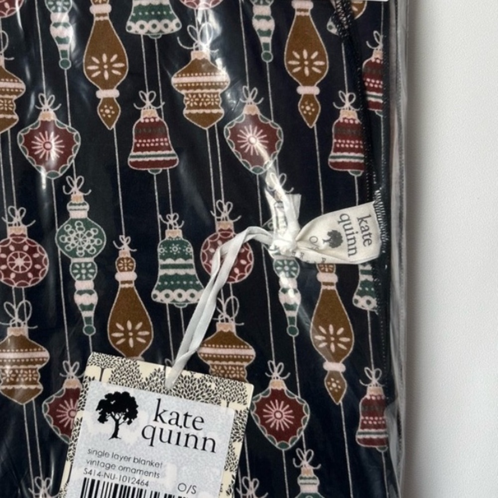 NWT Kate Quinn Christmas Swaddle 44x44 Organic Cotton Vintage Ornaments